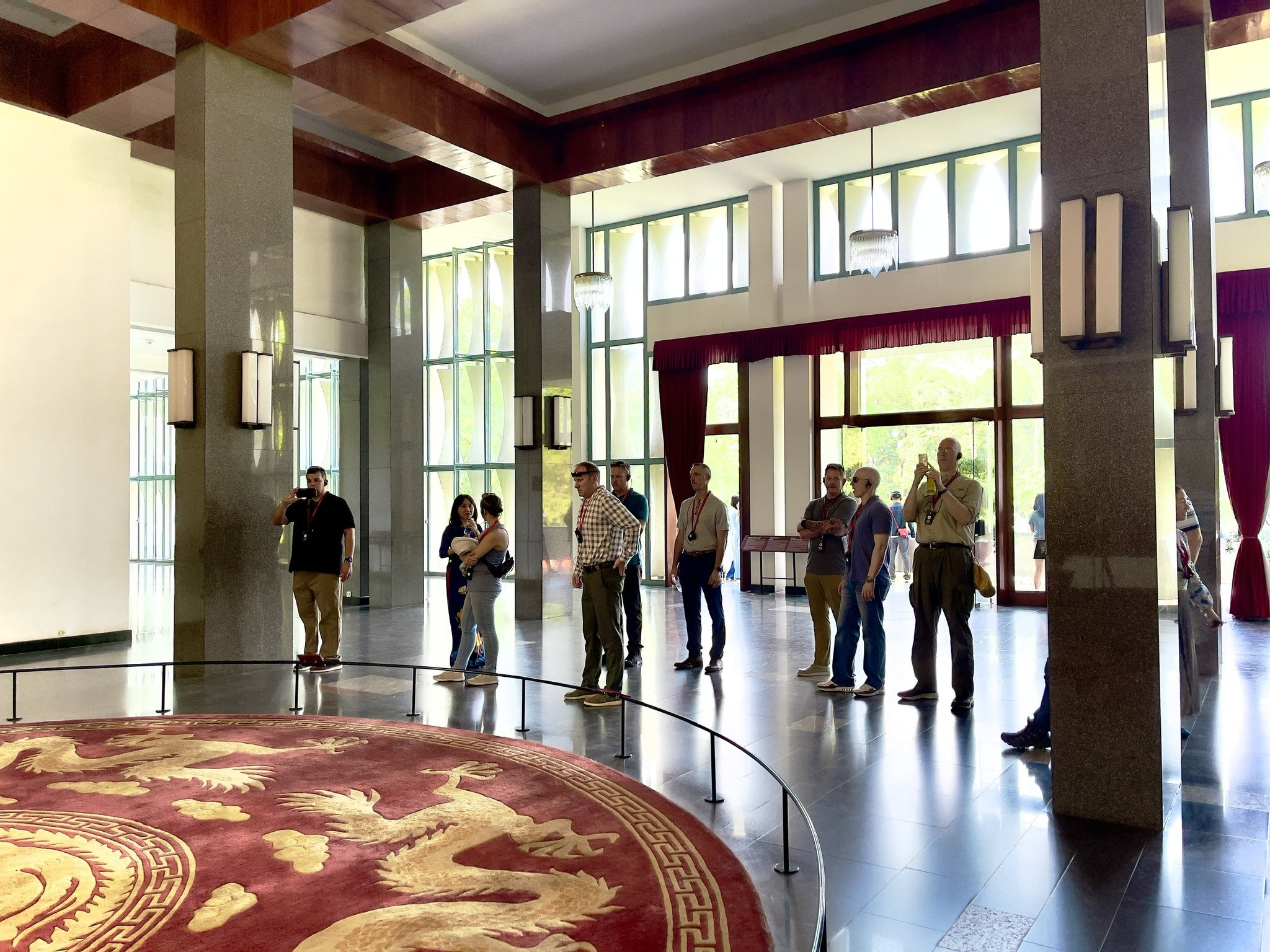 The spacious and majestic grand hall